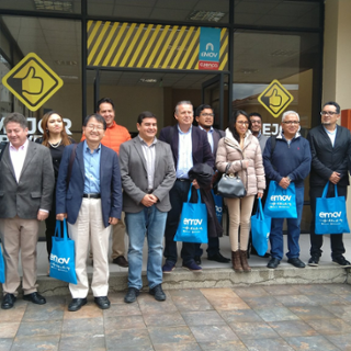 Carlos Juiz visita l'Empresa de Mobilitat de Cuenca (Equador)